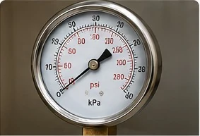 Water pressure gauge showing a house water pressure test.